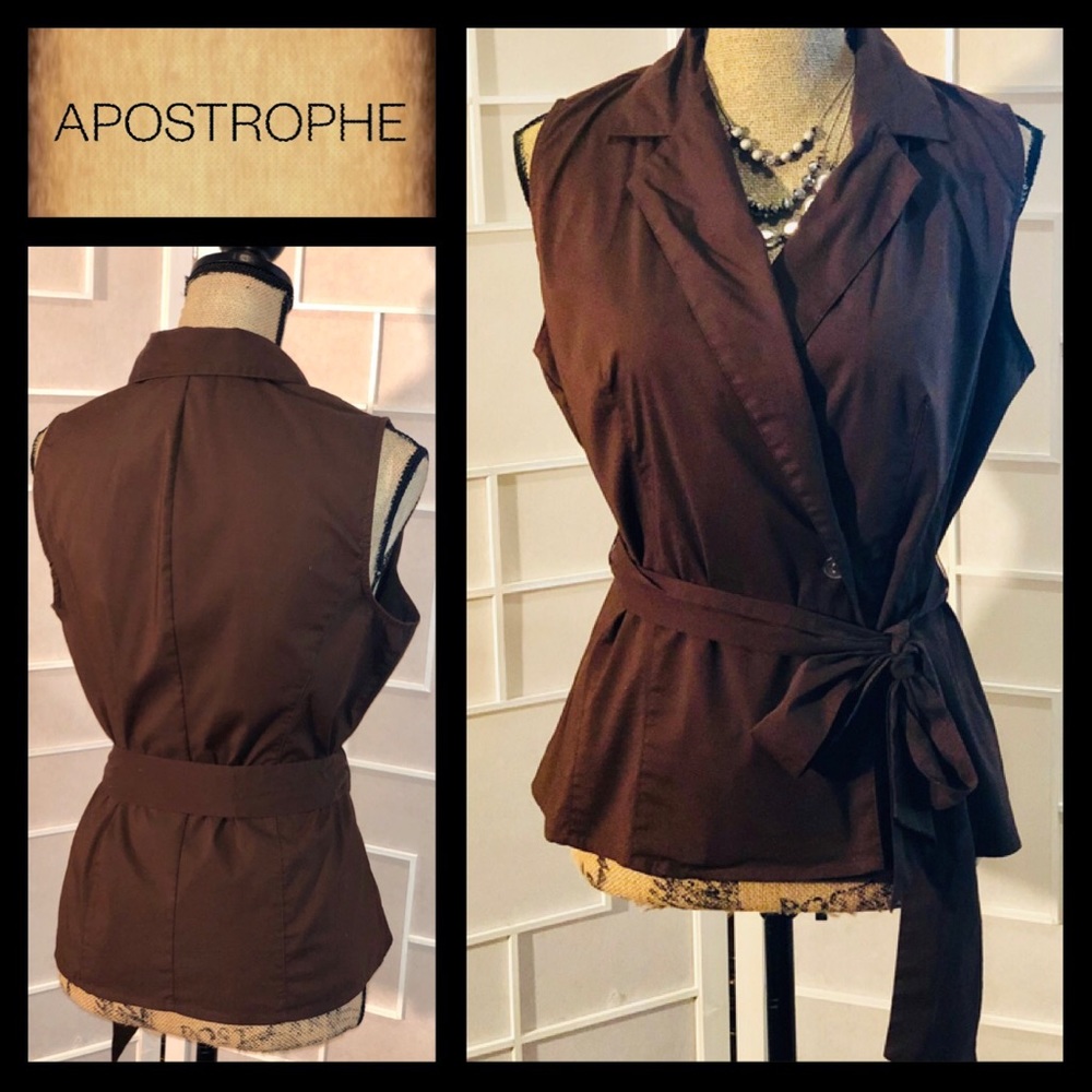 Apostrophe stretch wrap sleeveless shirt